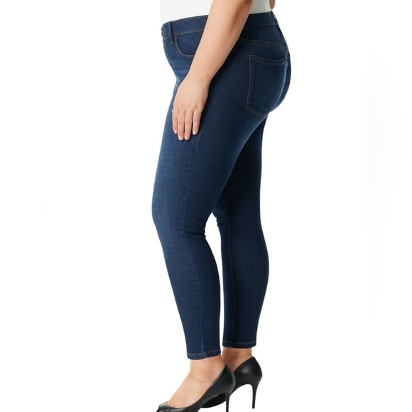Jessica Simpson Women's Poppy Skinny Jeans Blue Jeans, Women’s 26W Short Petite - Picture 3 of 7